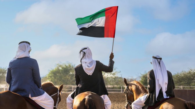 New UAE visit visa salary requirements explained—see updated income thresholds, rules, and documents for sponsorship.