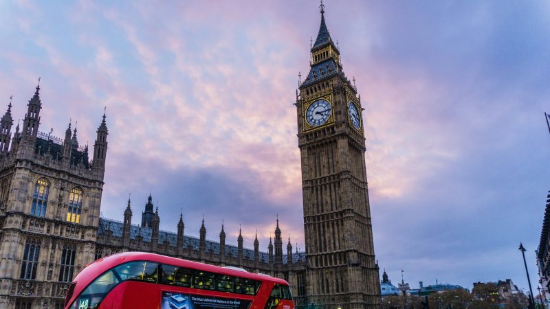 Learn how to apply for UK Visit Visa: types, requirements, how to apply, and important tips for visiting the UK for tourism, business, medical, or transit.