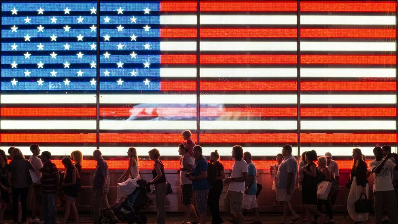 Complete US visa guide: types, application steps, fees, processing times, refusals, appeals & tips for success.