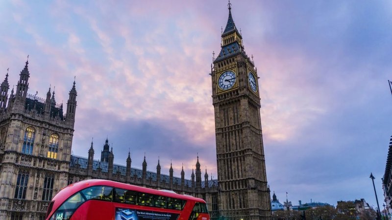 Learn who needs the new UK ETA (Electronic Travel Authorisation), how to apply, and key 2025 dates for travel to the UK.