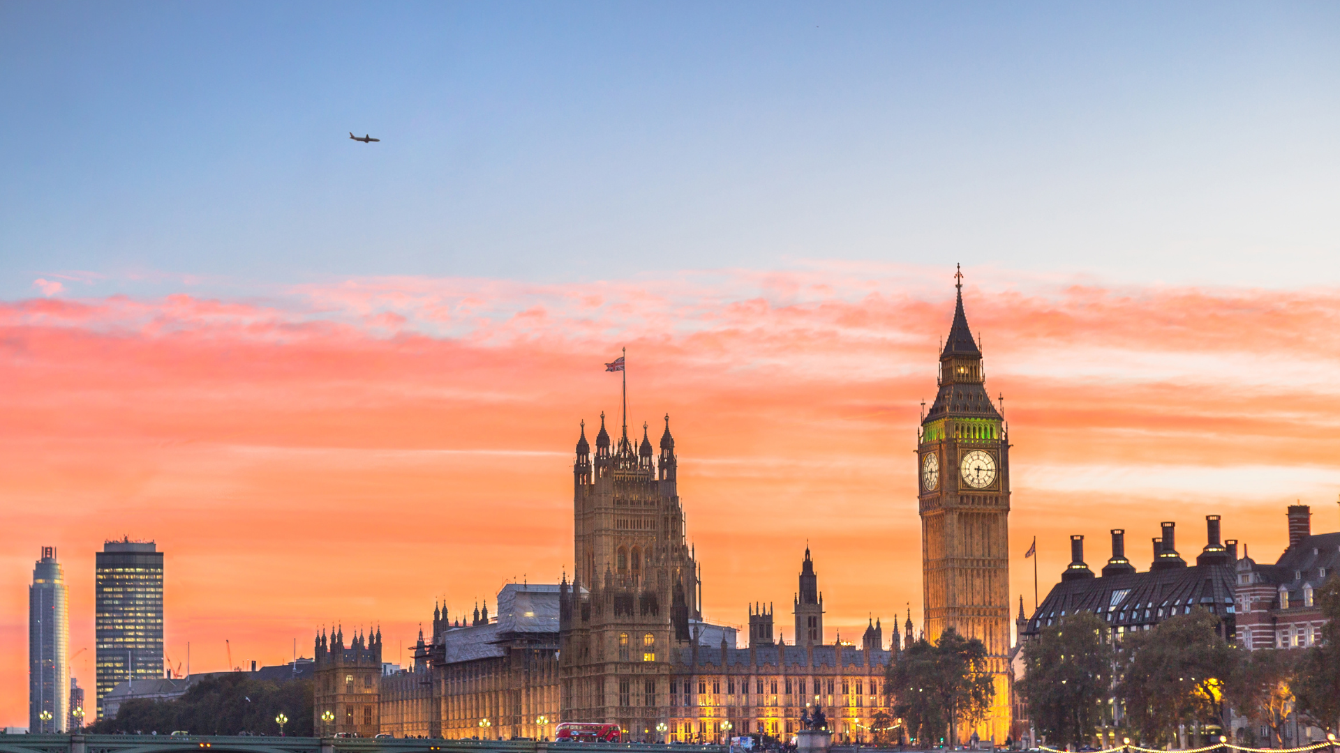 UK asylum application process explained. Learn how to claim asylum in the UK, the types of protection, family reunion, and what to do if detained or refused.