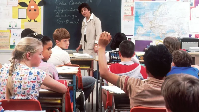 Find UK visa sponsorship jobs in healthcare, IT, finance & more. Get tips, job lists & sponsor companies for the Skilled Worker visa.